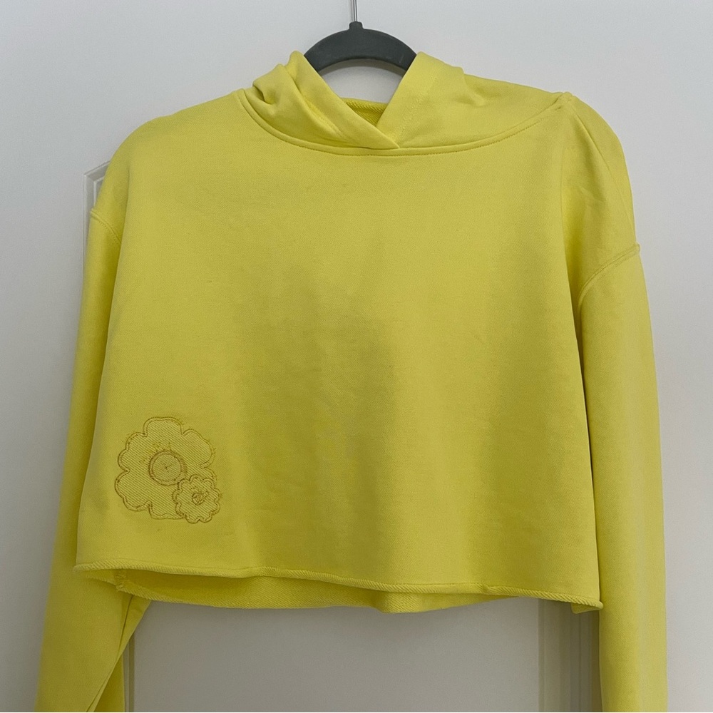 Nike Womens Cropped Sweatshirt Hoodie Yellow Flower Applique Oversized L NWT Y2K